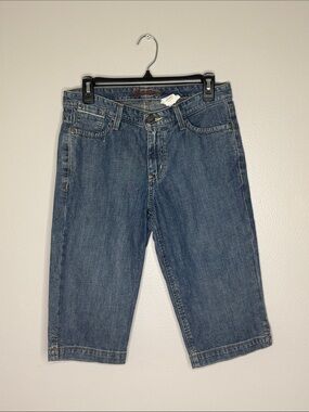 Eddie Bauer Blue Denim Bermuda Shorts / Capri's Size 6